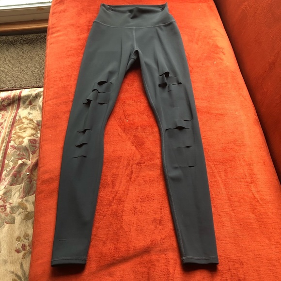 ALO Yoga Pants & Jumpsuits Alo Yoga Pants Poshmark